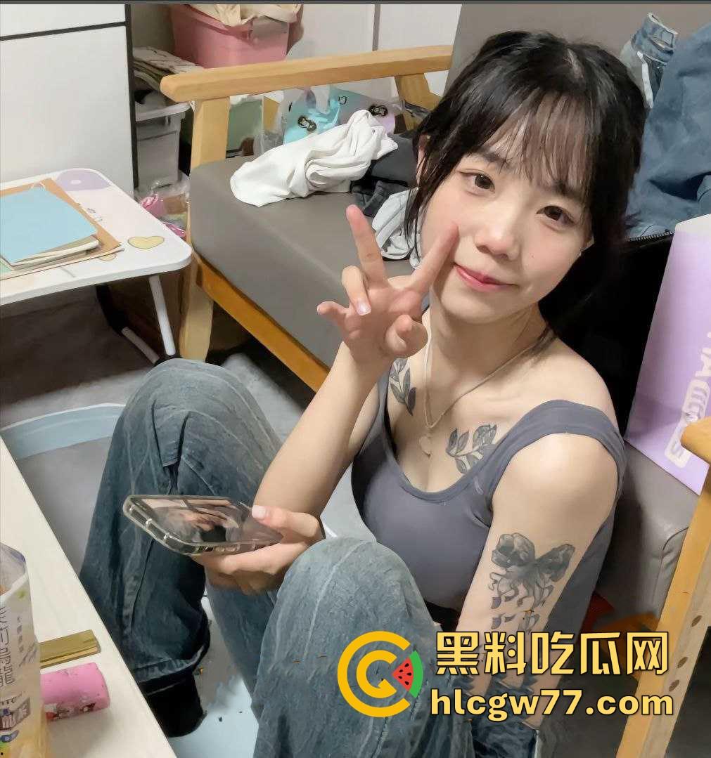 福建泉州医学高等专科学校母狗【高雨彤】露出自慰金主爆操视频泄露 年纪不大玩得挺花！独家曝光  第2张