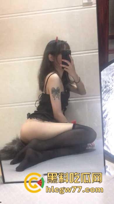 福建泉州医学高等专科学校母狗【高雨彤】露出自慰金主爆操视频泄露 年纪不大玩得挺花！独家曝光  第7张