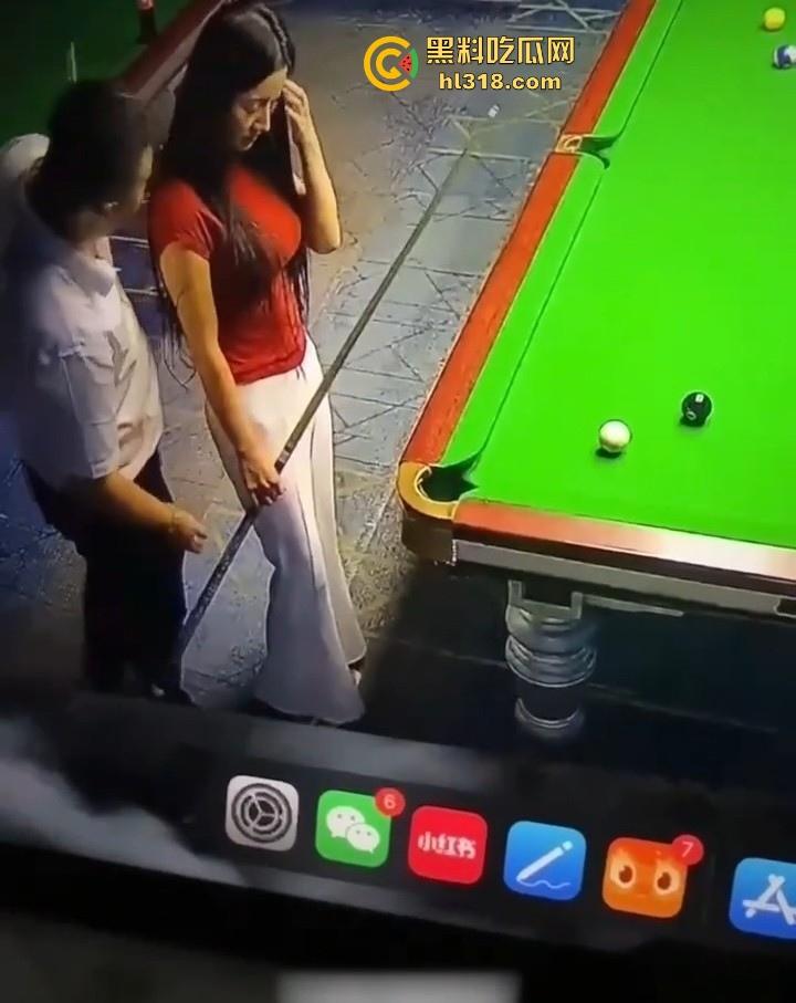 打台球陪练是个借口，陪睡才是真实目的，玩得不是台上那几颗球，而是美女教练的那两颗~还有如何进洞！  第5张