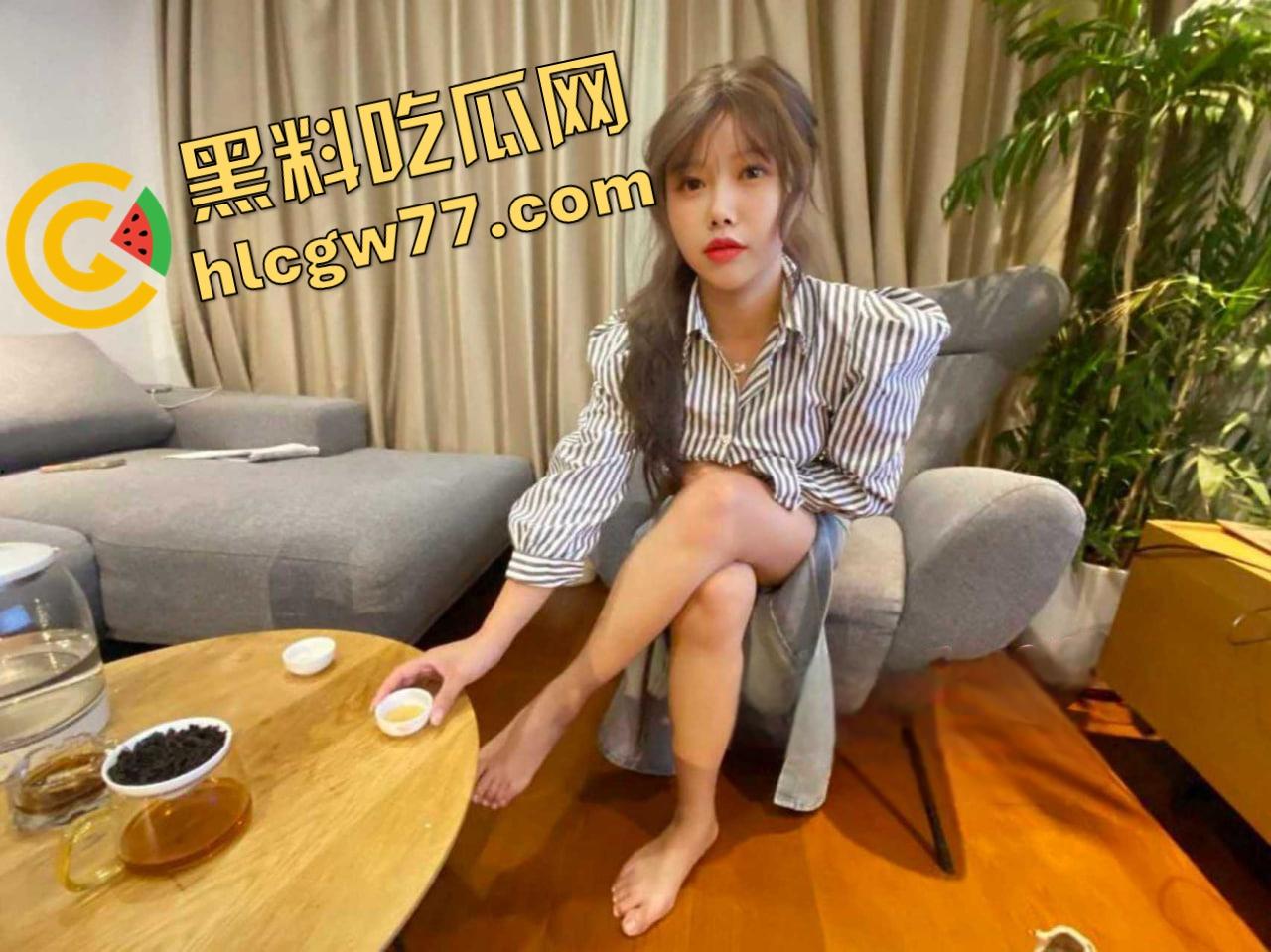 海角精品!我妈翻揪揪出我和舅妈的纪录片套,舅妈偷情嫩逼被我狂操内射,浴室后入翻爽天! 第6张 海角精品!我妈翻揪揪出我和舅妈的纪录片套,舅妈偷情嫩逼被我狂操内射,浴室后入翻爽天! 第6张