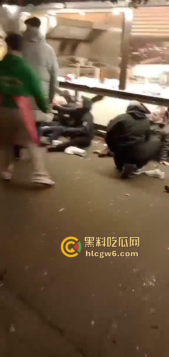 德国马格德堡发生车祸，一辆宝马车直撞向人群，疑似恐怖袭击！！  第5张