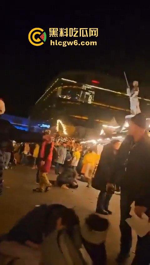 德国马格德堡发生车祸，一辆宝马车直撞向人群，疑似恐怖袭击！！  第8张