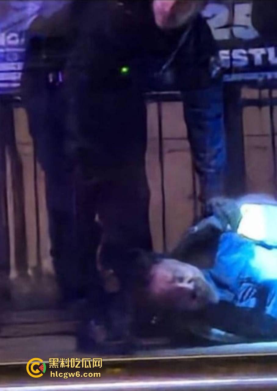 德国马格德堡发生车祸，一辆宝马车直撞向人群，疑似恐怖袭击！！  第10张