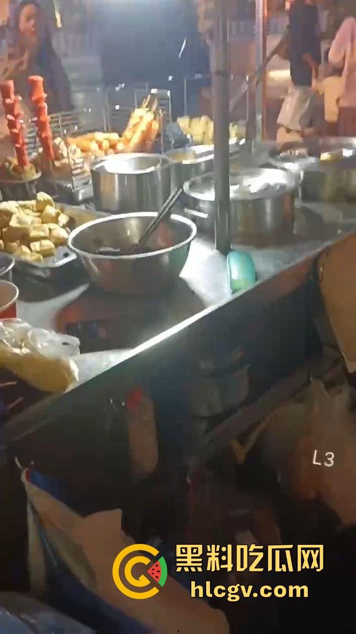 湖南长沙路边摊臭豆腐制作全过程曝光！网友现场考察直呼太惊人！  第9张
