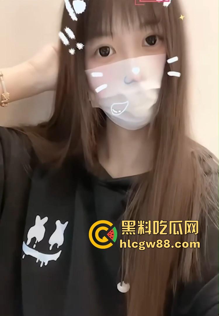 抖音50万粉【小佳呆呆的】果然擦边女网红的终极出路 骚逼下贱到骨子里震撼全场！  第4张