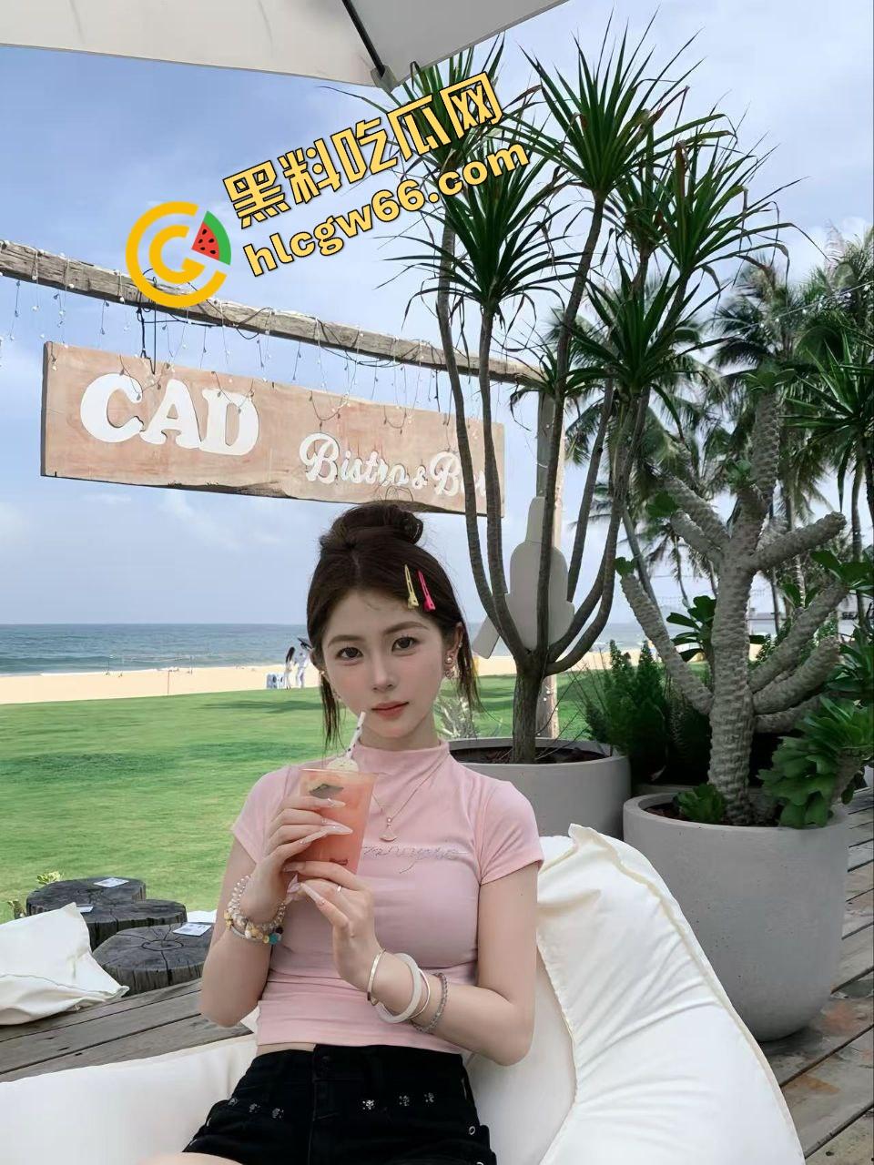 海角乱伦大瓜19岁嫩女【小亚】跟老爹暧昧搞乱床,嫩缝让爹操翻还跟男友共享骚洞,小白袜踩鸡巴! 第3张 海角乱伦大瓜19岁嫩女【小亚】跟老爹暧昧搞乱床,嫩缝让爹操翻还跟男友共享骚洞,小白袜踩鸡巴! 第3张