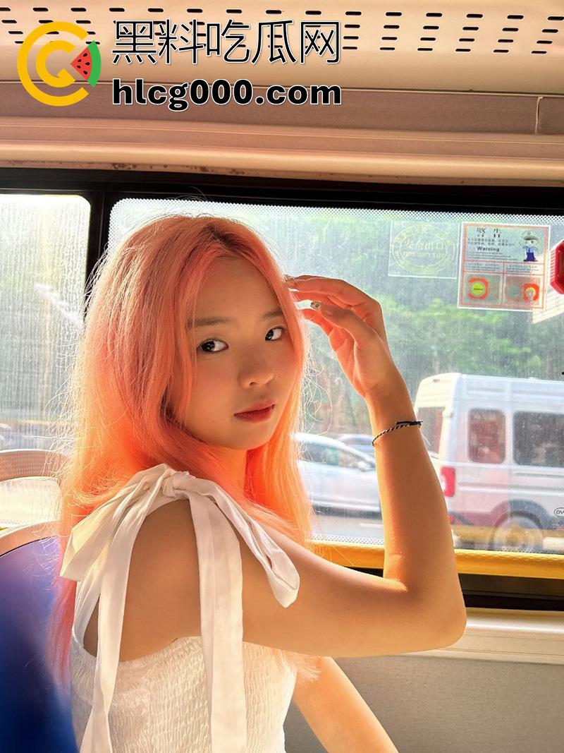 湖南医专母狗【谢妹妹】，大奶翘臀极品学生妹，上了大学放飞自我，约炮体育生学长，自慰视频曝光！  第5张