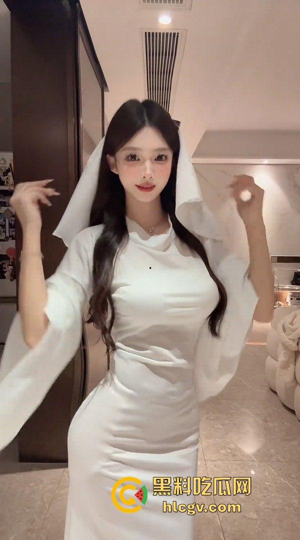 万圣节限定胆小慎点！鬼面娘性感到榨人精尽亡，极品身材撑起顶级炮架，告诉俺娘俺不是孬种！  第10张