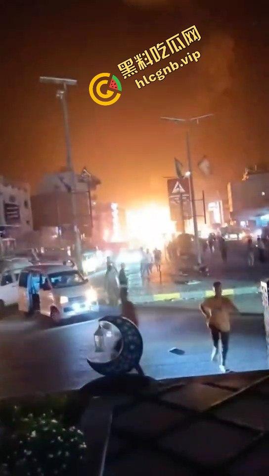 摩苏儿激烈枪战再现，伊拉克苏莱曼尼亚爆炸画面疑似汽油站爆炸！  第3张