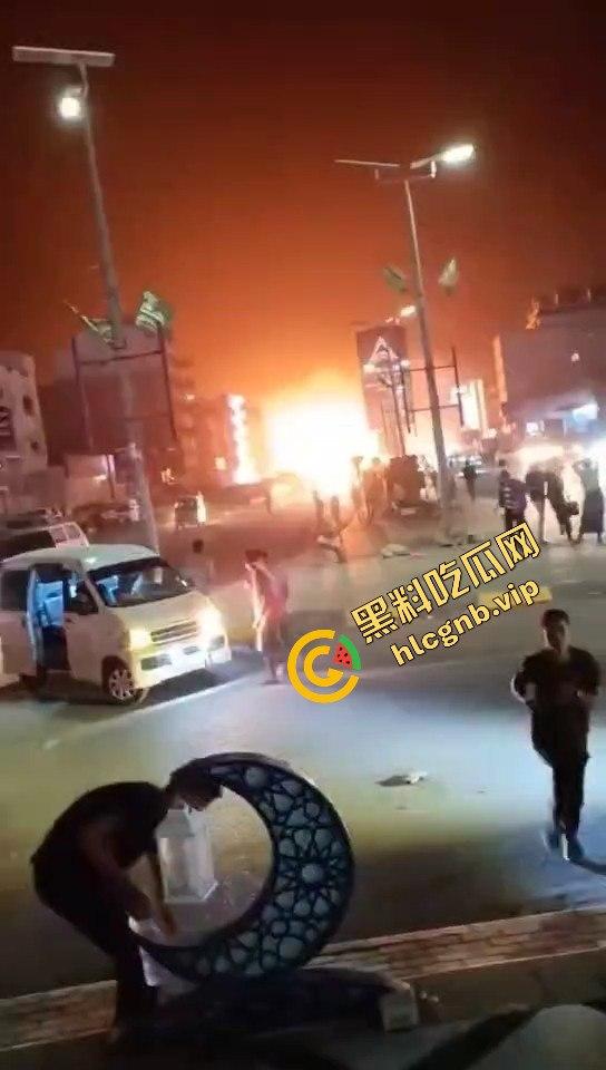 摩苏儿激烈枪战再现，伊拉克苏莱曼尼亚爆炸画面疑似汽油站爆炸！  第10张