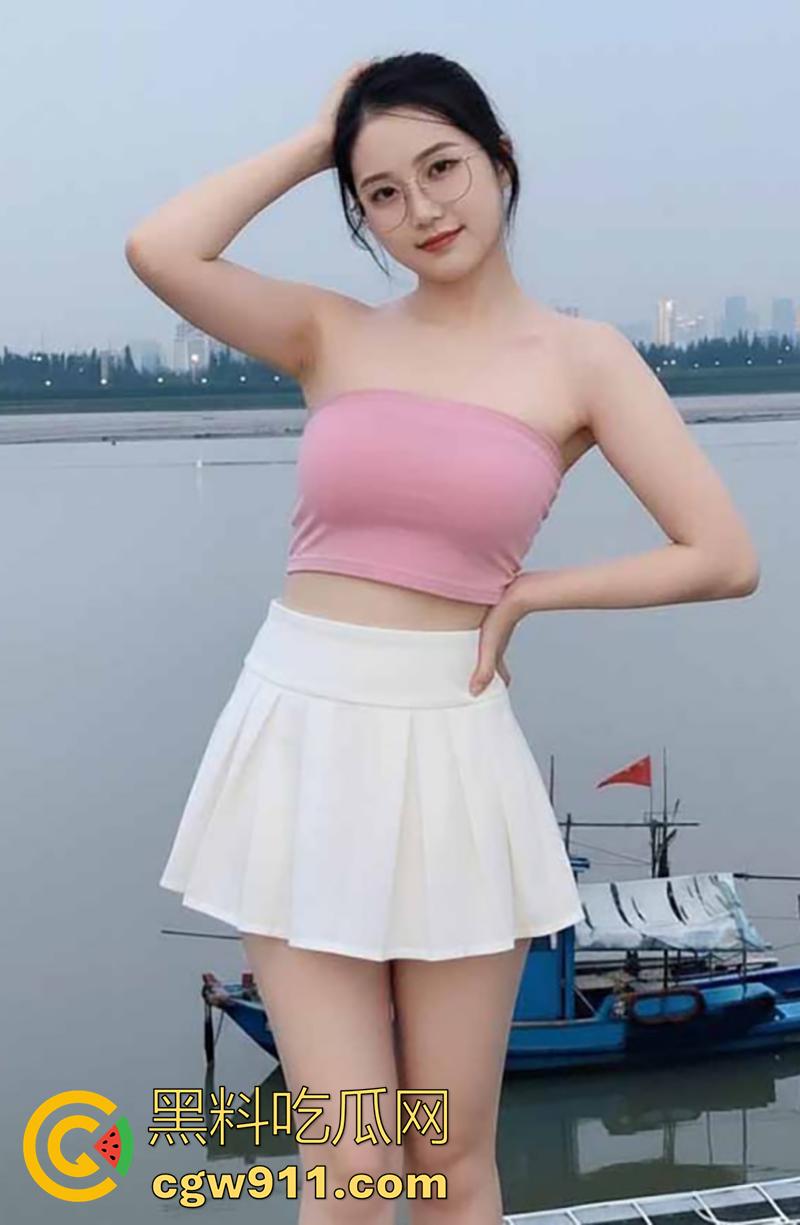 广西梧州学院,清纯学妹【颜思妤】,十一约炮被大屌体育生,被无套爆操,欲求不满的小母狗眼神勾魂妩媚! 第2张 广西梧州学院,清纯学妹【颜思妤】,十一约炮被大屌体育生,被无套爆操,欲求不满的小母狗眼神勾魂妩媚! 第2张