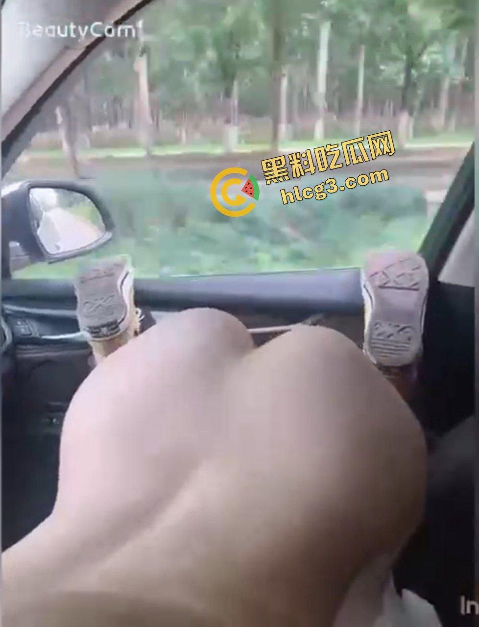 推特露出SM调教大神『帝都金领』筷子插逼 开车吃鸡 捆绑滴蜡 大合集震撼人心！  第2张