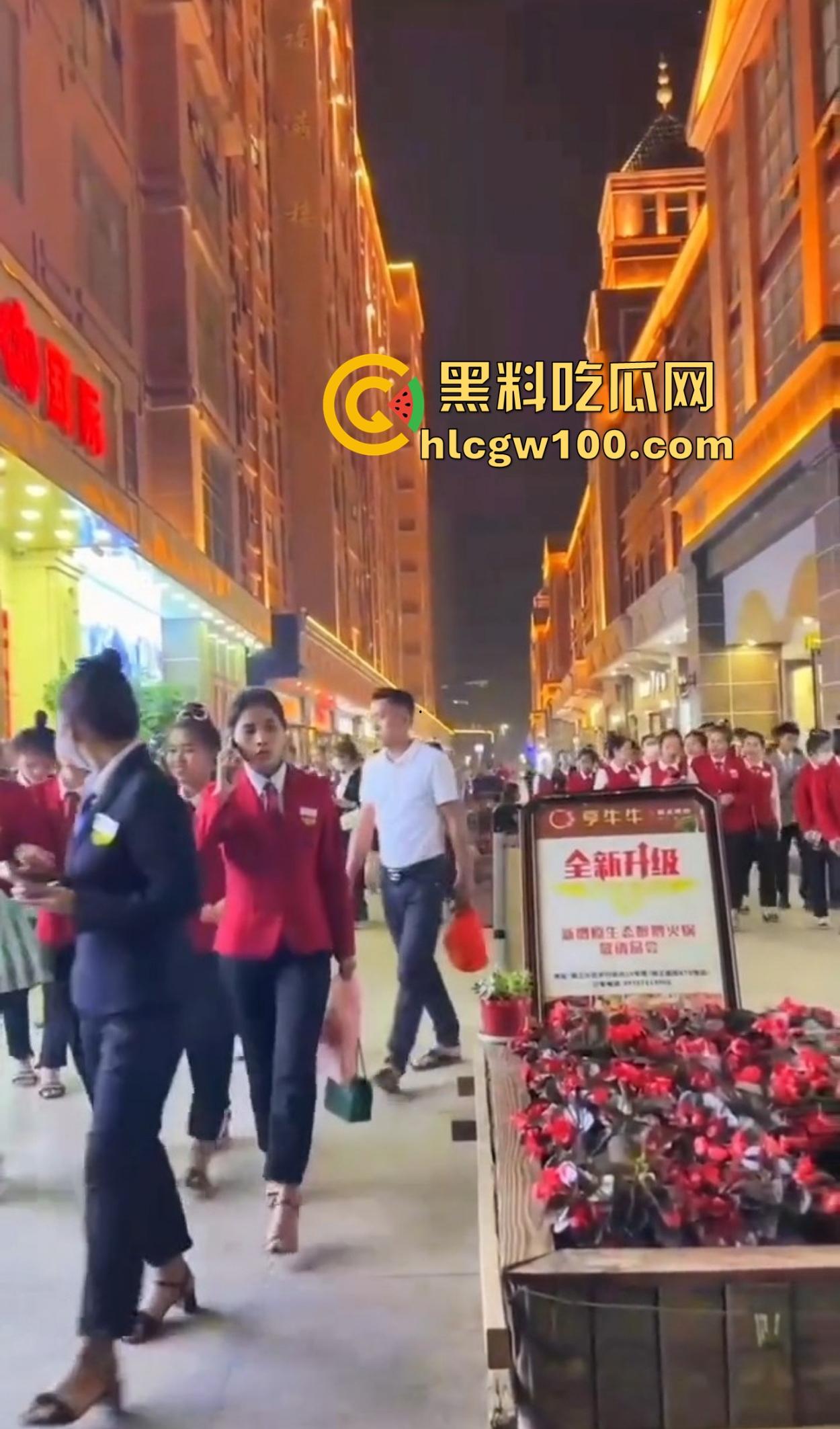 缅甸小姐姐的日常曝光，下班后颜值在线可甜可辣，生活不仅是开火车，瓜友速来当评委，看看缅甸妹子美到几分！  第11张