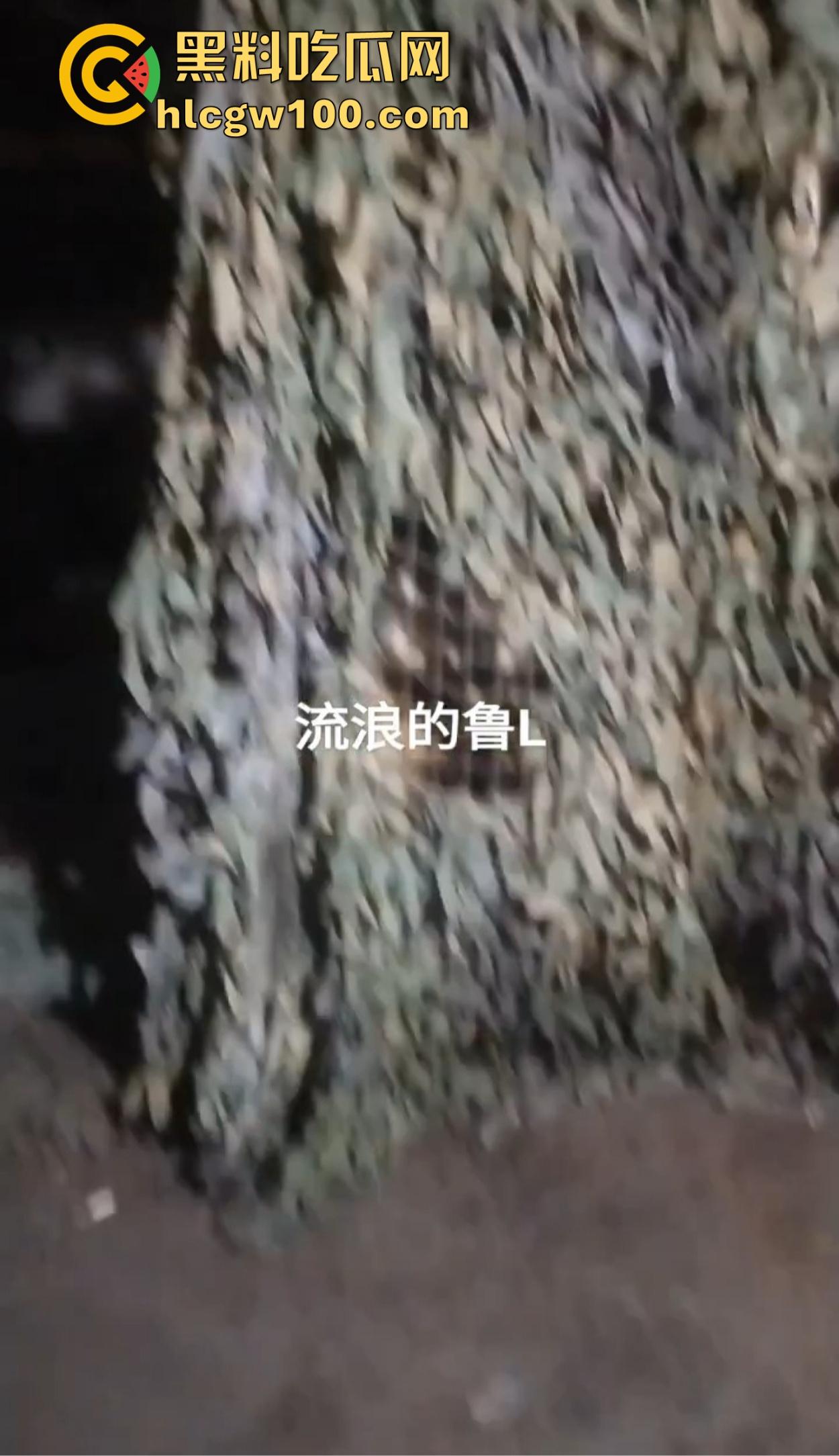 房地产低迷包工头赴俄参军还债 血战四个月为还工人工资 看着工资单潸然泪下 这是真男人！  第6张