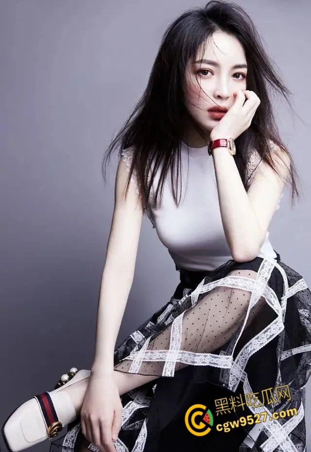 台球金牌裁判【王钟瑶】，与姐夫床上偷情，惨遭丈夫结婚当天播放，外表高冷玉女，床上母狗一只 !  第2张