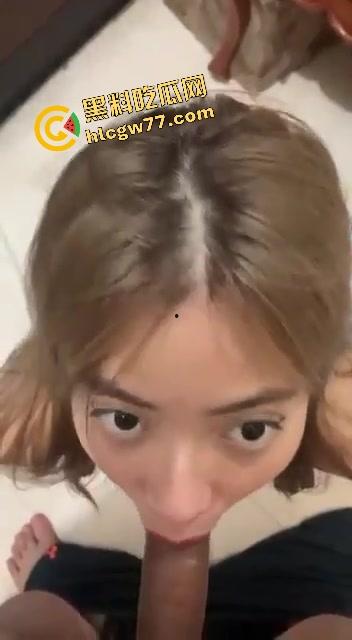 你在看PPT她在吃棒子，东南亚小留学生【孙雨敏】反差成精，天天跪着叫爸爸求内射  第12张