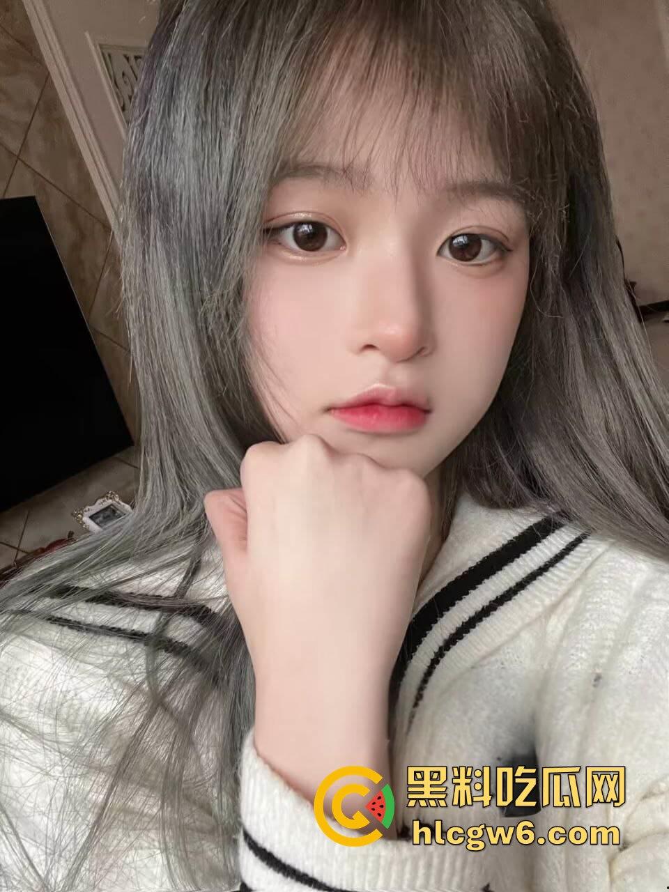 金钱才是男人的终极武器 宁波土豪砸下04年双马尾JK洛丽塔『周余』，天桥下车震蒸桑房后入办公室内射全活解锁！  第2张