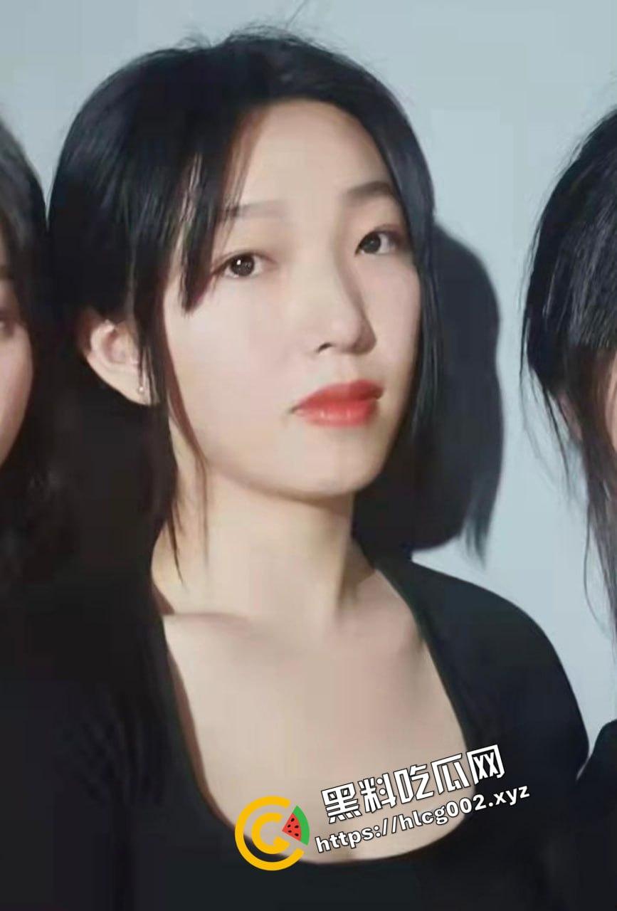 毕业回学校领毕业证 前女友开房勾引我说要打一发毕业炮庆祝一下！  第1张