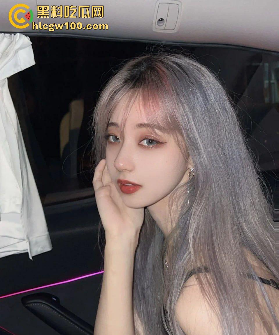 西安极品女神『刘嘉欣』现役Kpop女团成员，下海伴游5天3W，巨乳粉穴让人忍不住射爆，被金主操到腿软！  第1张