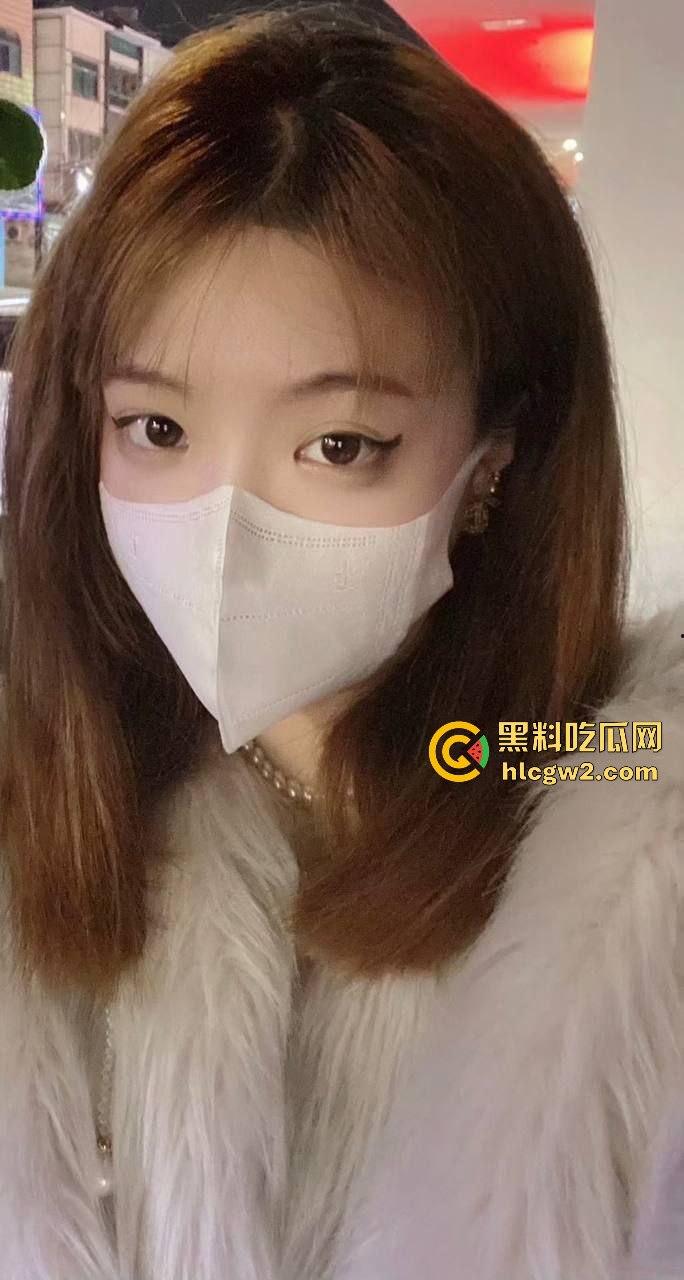 安徽骚气小妖精『唐悦心』 毛衣配肥臀腿又细又长，撅着出水得粉嫩鲍  肥臀一撅坐脸杀，男友直接沦陷！ 第13张