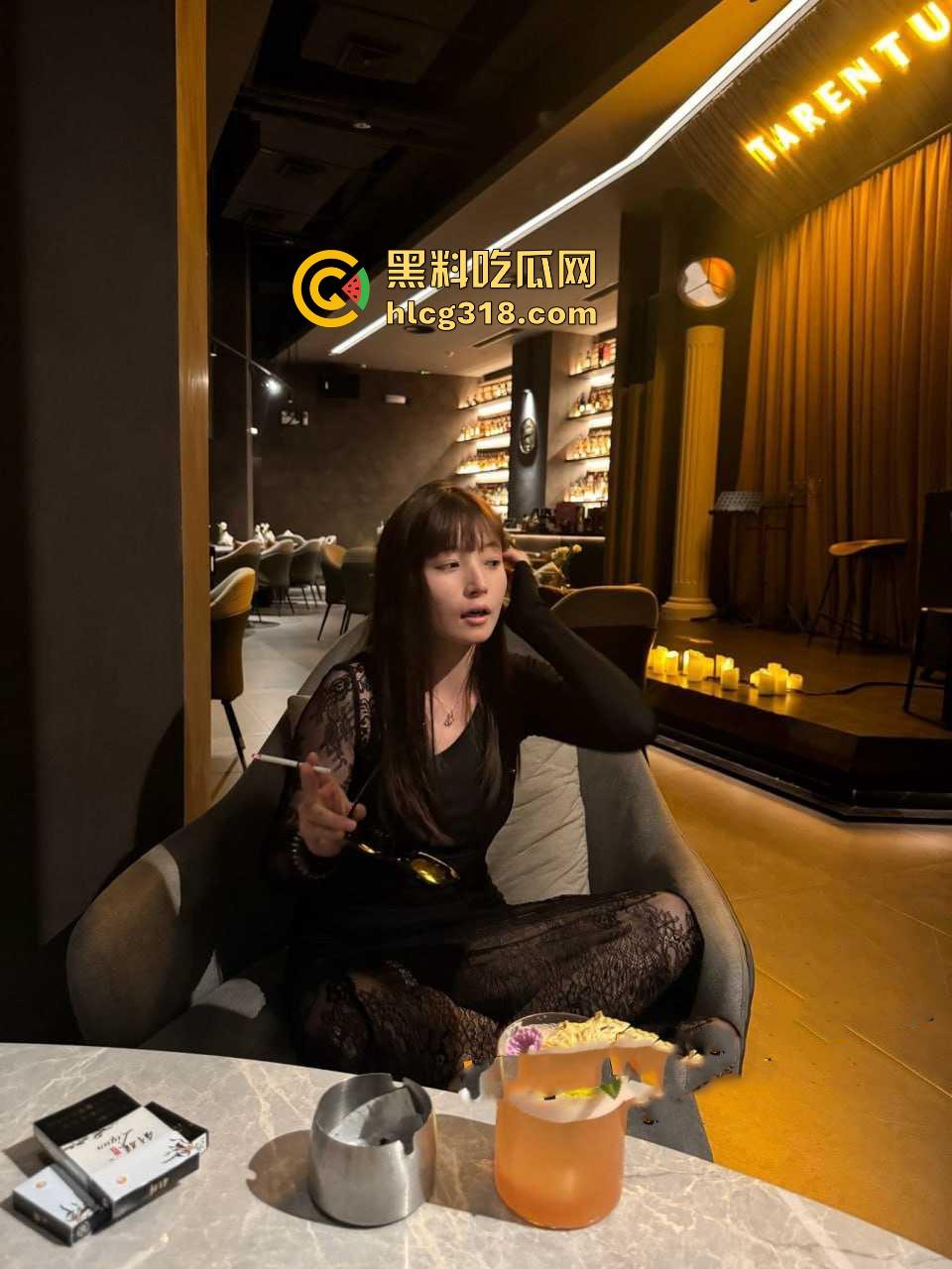 真实投稿！骚逼女友异地出轨成都咖啡店老板，线上聊骚及裸聊各种玩弄，前男友怒爆性爱视频！  第8张