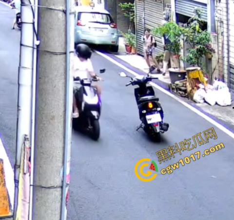 台湾省苗粟随机斩人案再度上演！47岁男子持刀狂魔，便利店门前血雨腥风，女童胸挨一刀，送ICU抢救，震惊全省！  第5张