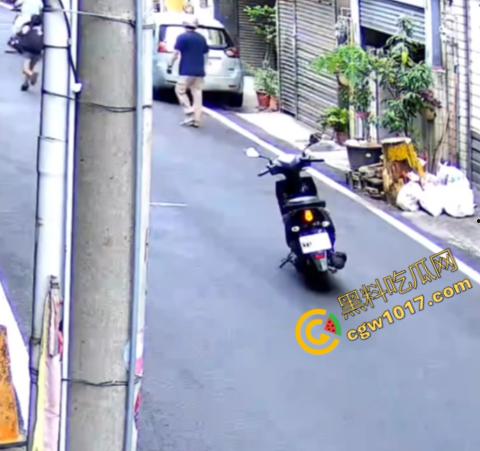 台湾省苗粟随机斩人案再度上演！47岁男子持刀狂魔，便利店门前血雨腥风，女童胸挨一刀，送ICU抢救，震惊全省！  第7张