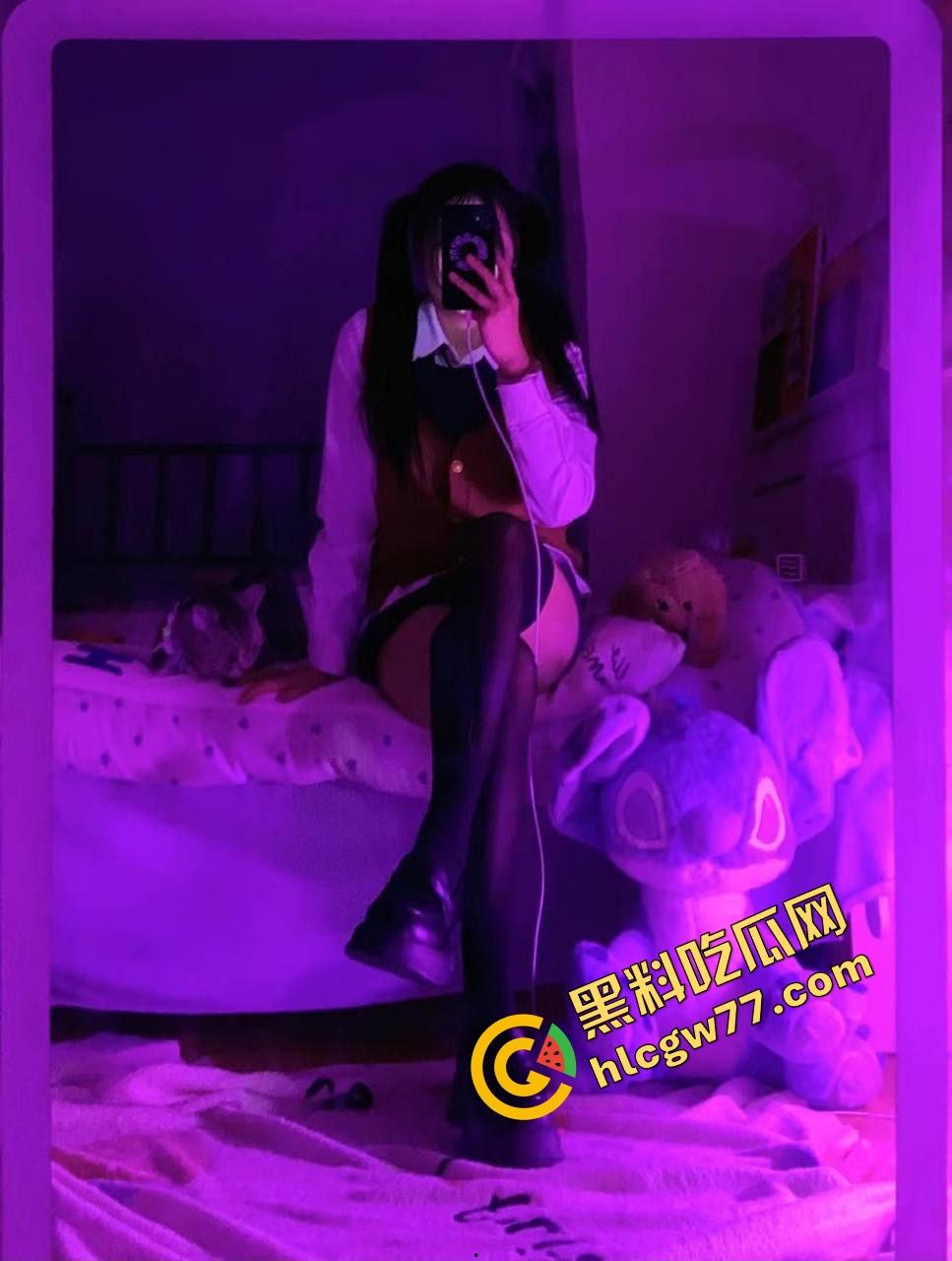 河北艺校女大学生【王丽丽】酒店调教片流出，狗链无套爆操全来了，这小母狗骚得离谱！  第4张