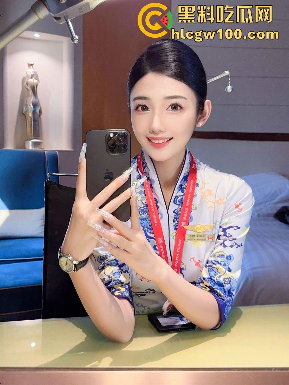 上海恋足癖老哥包养空姐只为玩脚，骚气空姐美脚喂蛋糕，老哥不日逼只玩脚，难言之瘾让人看傻！  第11张