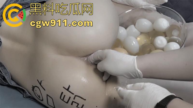 40cm巨屌暴力扩张合集，肚子都干隆起了，各种巨物往肛里插，穴内视角体验被操，插尿道高潮喷涌痉挛！  第6张