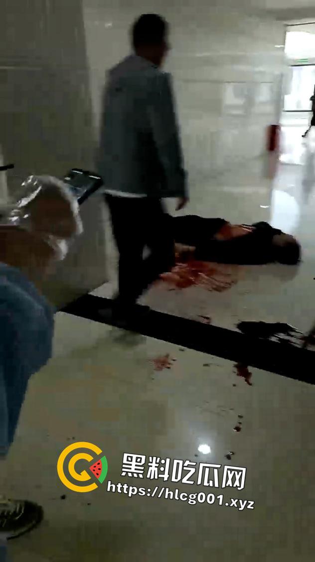 突发！云南镇雄人民医院恶性杀人致几十人受伤 两人不治身亡  第4张