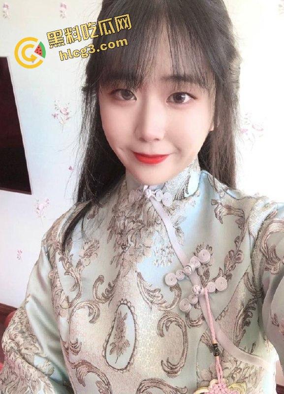 南京大学极品反差婊『叶雨婷』欠操又下贱 金主SM调教开发口爆 往屁眼注射牛奶 专属玩物  第1张