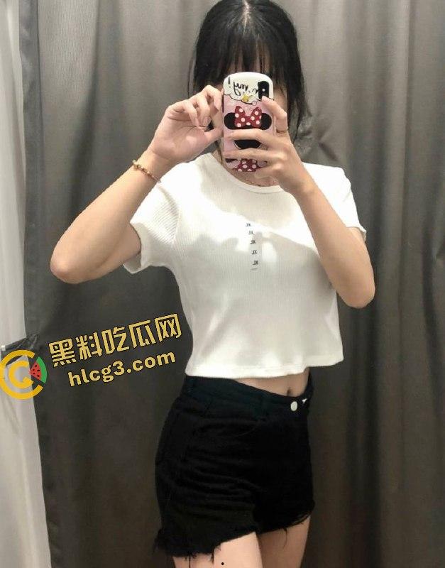 南京大学极品反差婊『叶雨婷』欠操又下贱 金主SM调教开发口爆 往屁眼注射牛奶 专属玩物  第2张