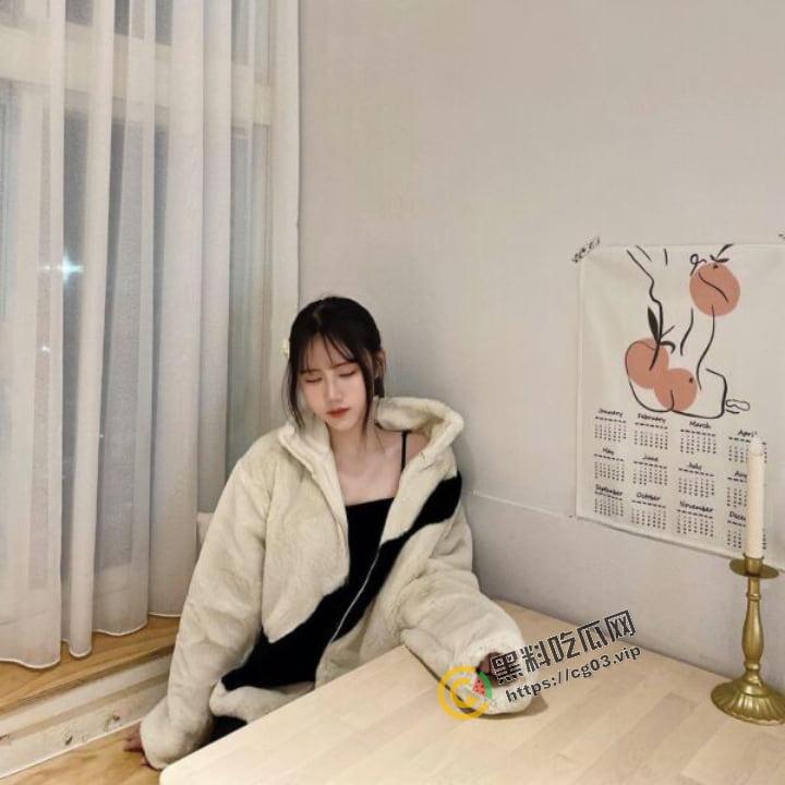 台湾台北第一女子高级中学 校花【谢季璇】和男友的自拍片流出  第1张