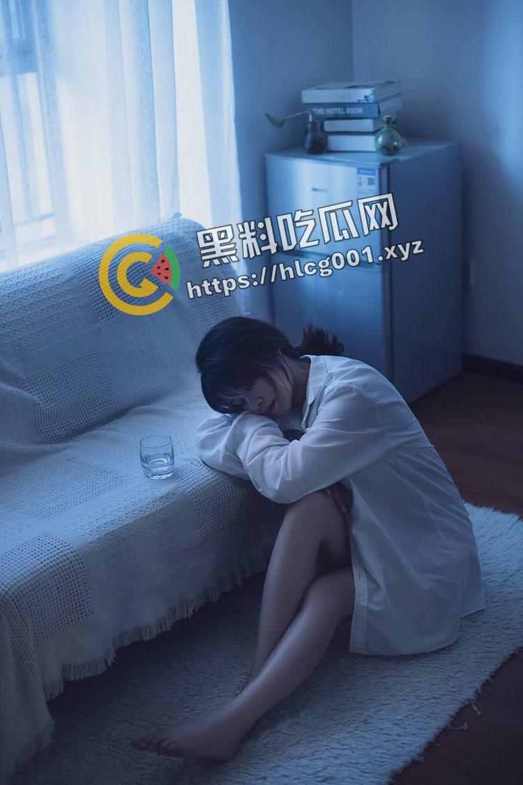 贵州六盘水二婚母狗 为了孩子甘愿做鸡吧套子 深喉后入 逼毛比头发都旺盛  第1张