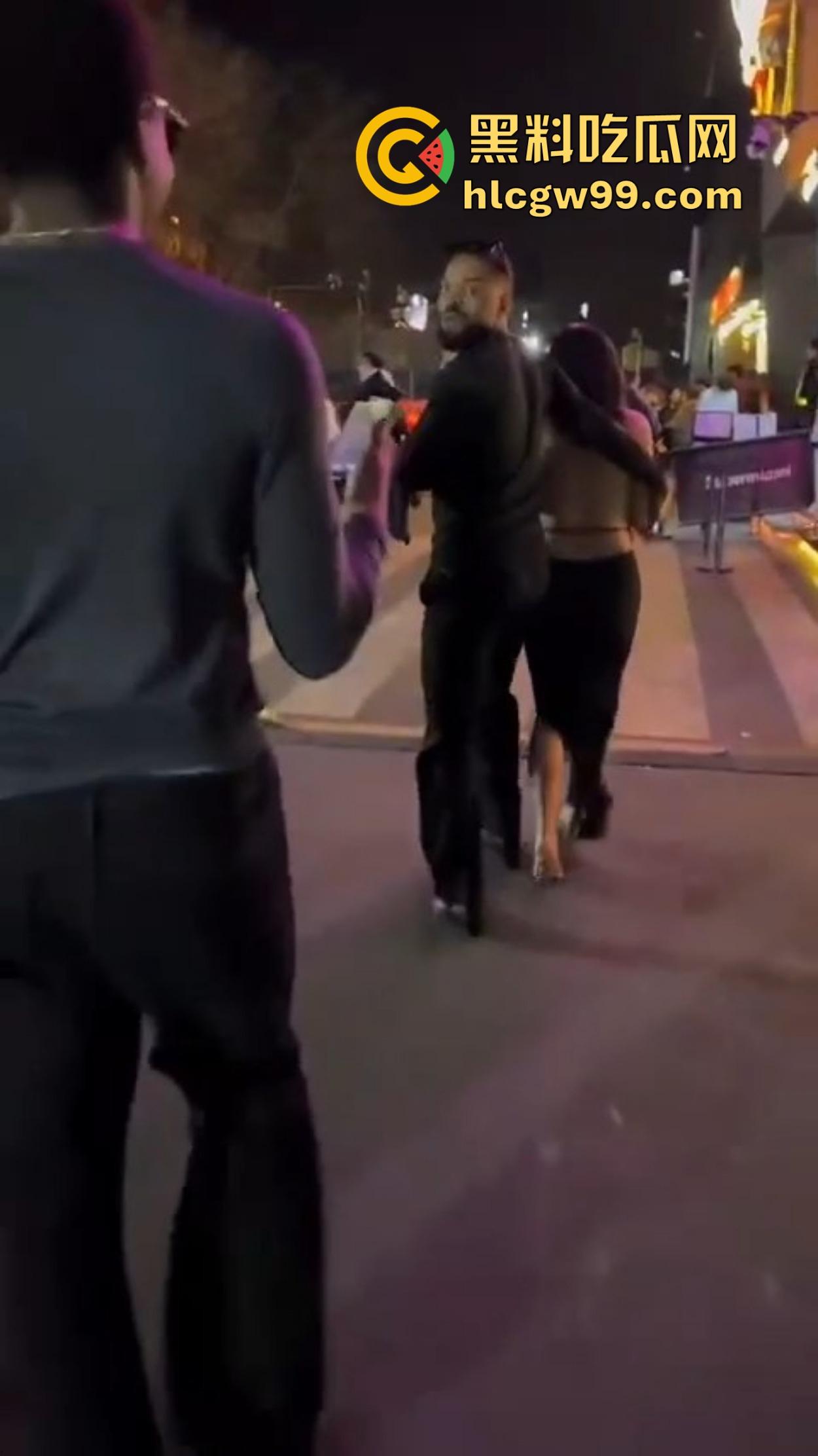 肤色不是问题，酒吧ezgirl女孩最爱吃巧克力鸡巴，巴西牛排逼免费送操，还能无套一发到底！  第2张