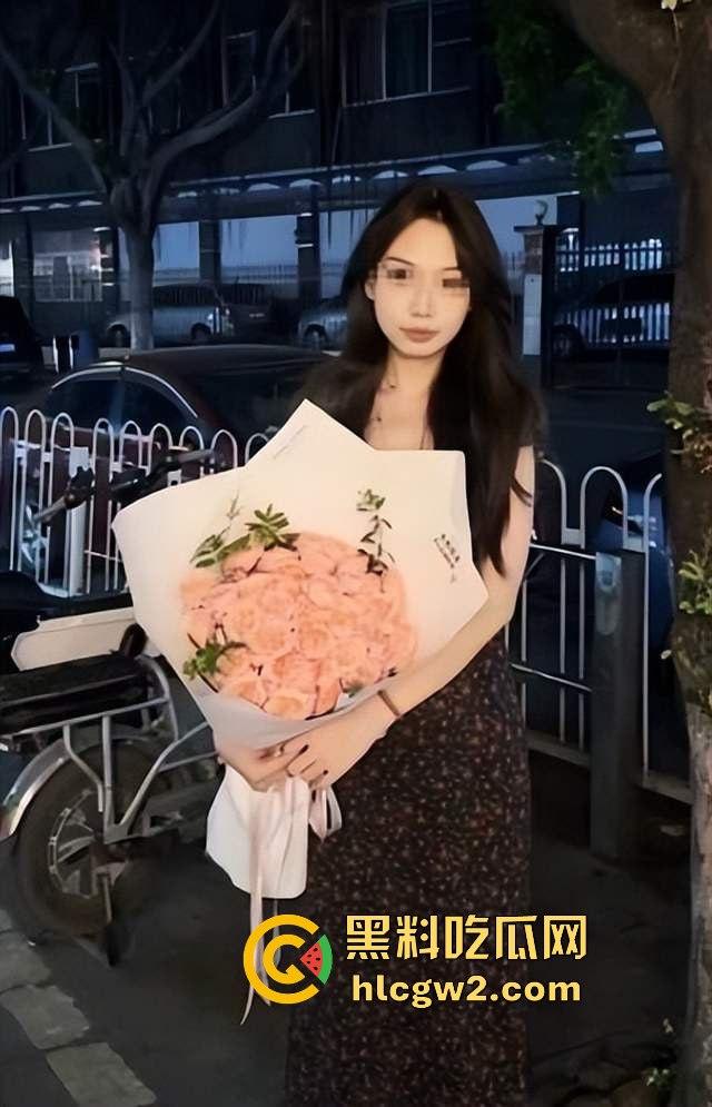 广州新东方公交车教师『李雯』学费变服务费教英语顺便教床技 陈清泉式学外语  她教姿势比教单词专业！ 第26张