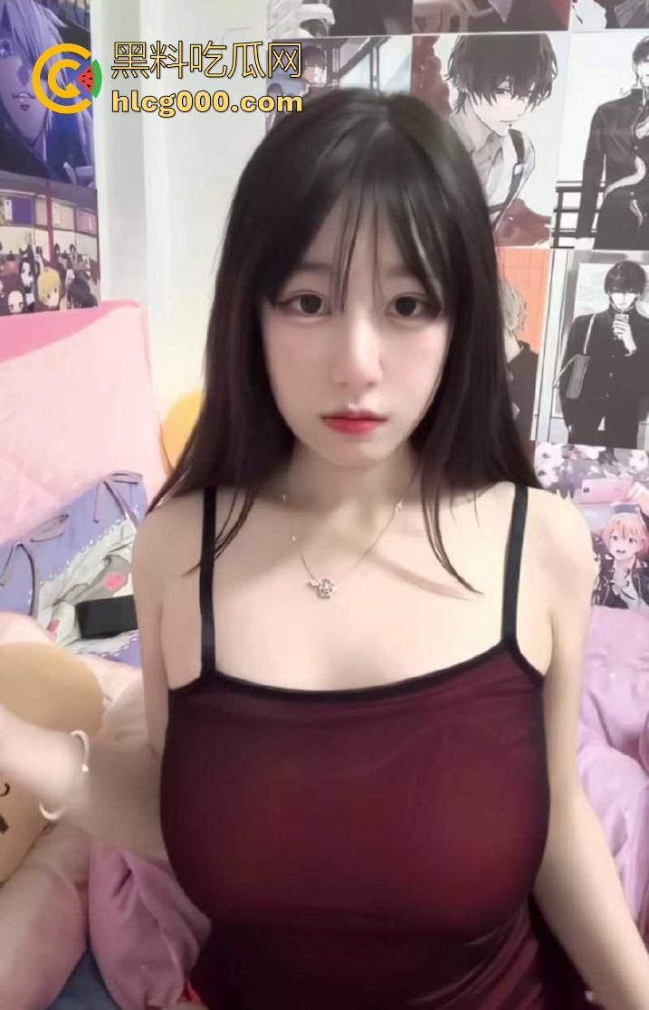 抖音清纯网红【是琪酱吖】核弹巨乳清纯少女，揉奶挑逗双峰甩动诱惑，定制福利曝光流出！  第2张