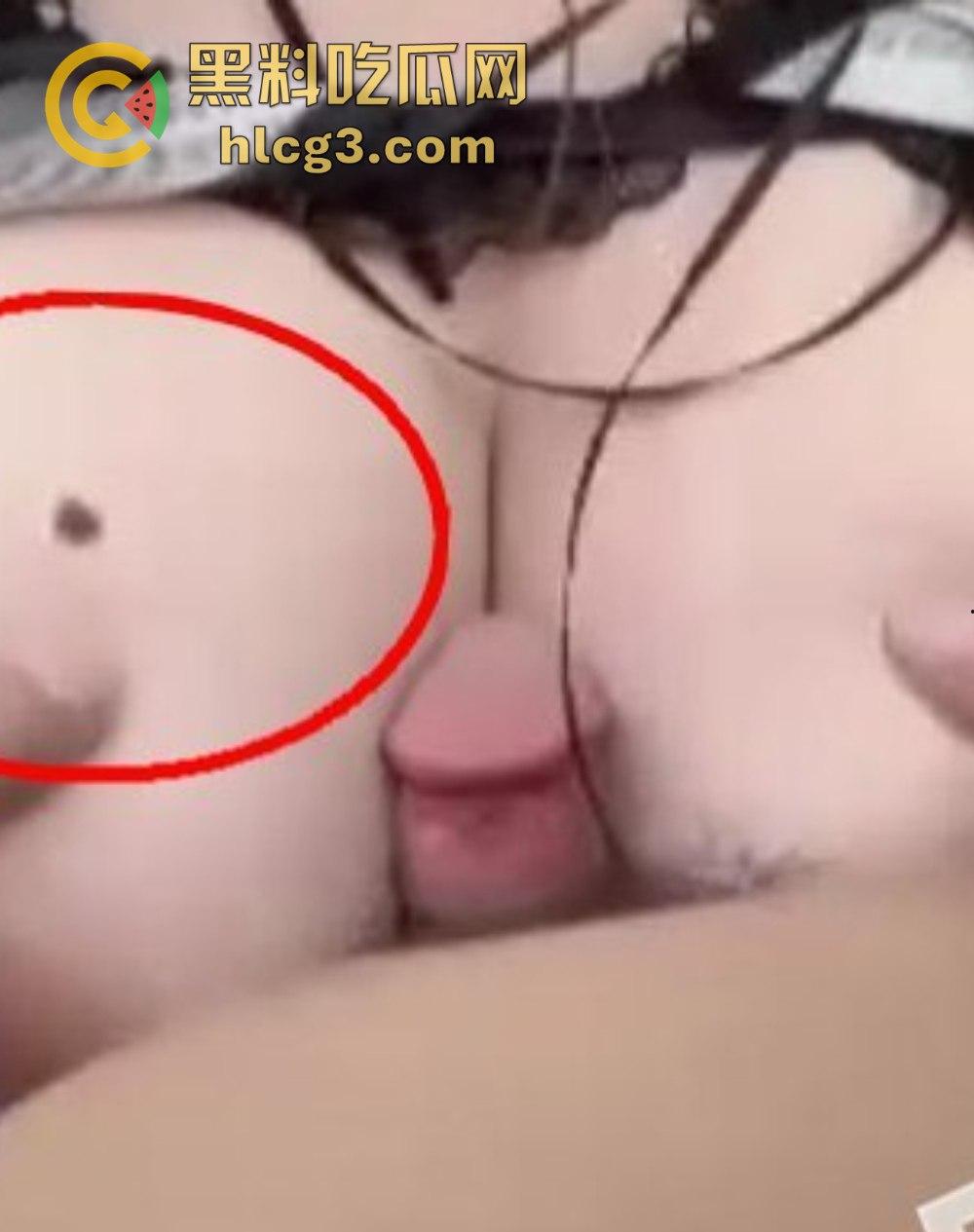 抖音巨乳网红『多肉大白兔』天台露出口交乳交视频！极致性爱场面火爆全网！  第8张