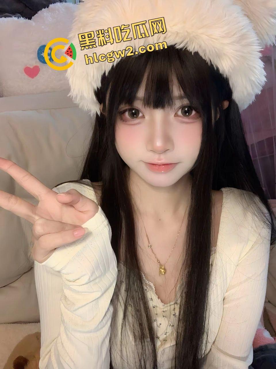 抖音 广西艺术学院双马尾少萝嫩妹『郭细菌』与金爸主题酒店跪式后入爆操！独家曝光！  第3张