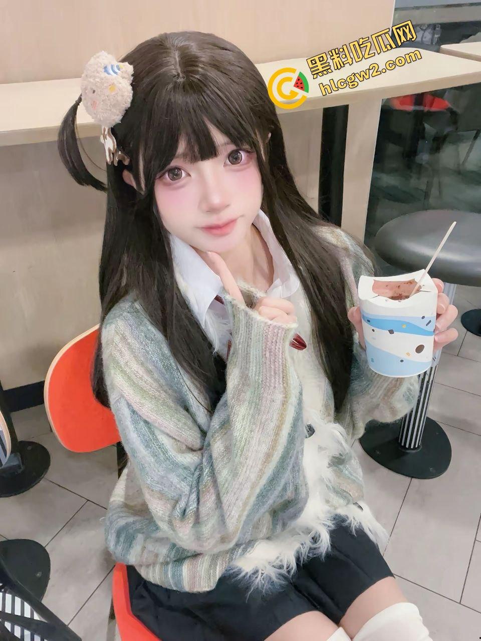 抖音 广西艺术学院双马尾少萝嫩妹『郭细菌』与金爸主题酒店跪式后入爆操！独家曝光！  第6张