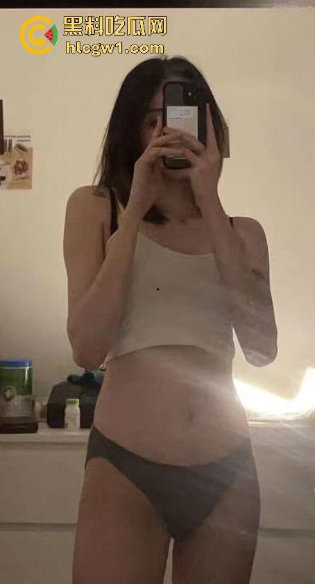 宁夏传媒大学07后【范晓】被投稿爆料！嘴法专业舔鸡巴，清纯颜值下暗藏骚劲儿，分手就被曝光！  第5张