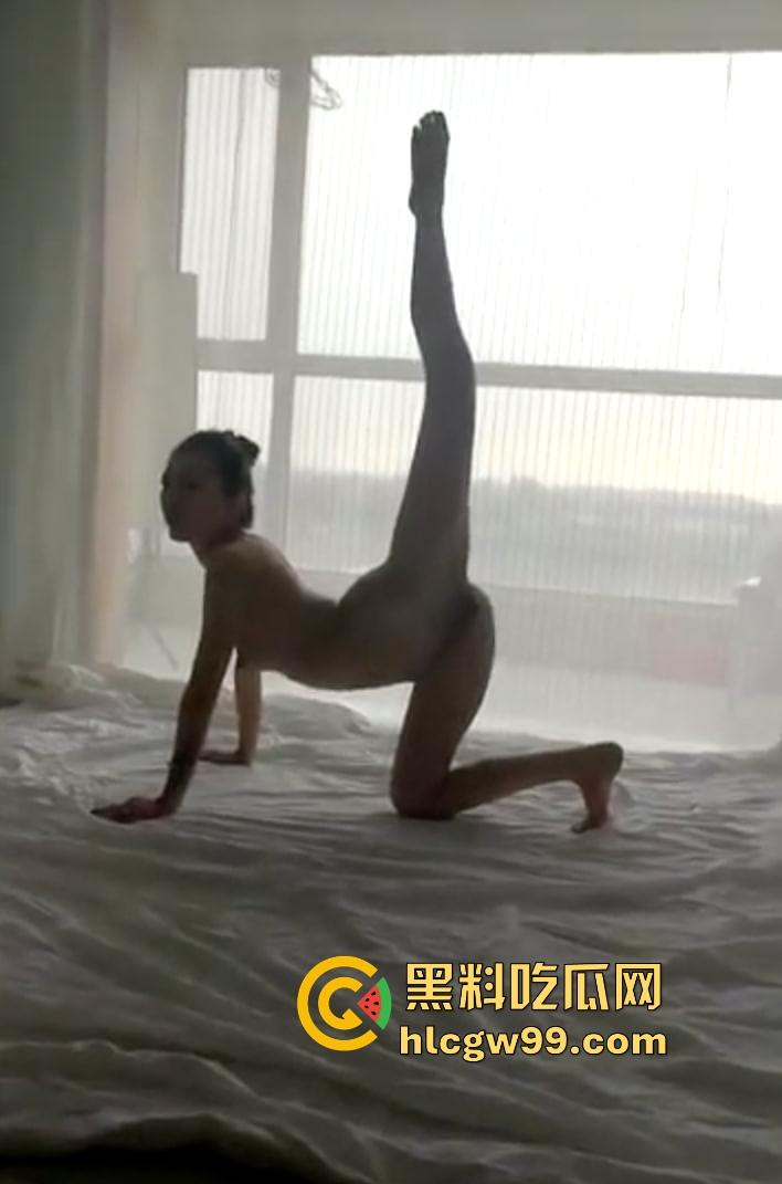 四川成都培训机构舞蹈老师 『丸子』 私底下竟然是个反差福利姬 被发现后沦为学生家长的禁脔母狗！  第9张