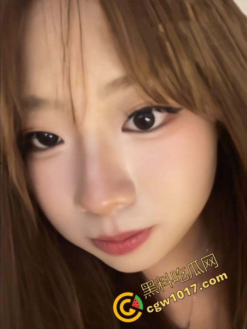 江苏师范大学【韩祎蓓】与男友性爱视频曝光，无套爆操紧致小穴，双乳晃得眼花缭乱！  第2张