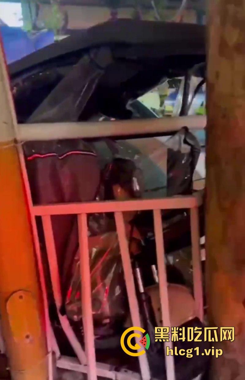 酒精惹的祸！汝州一男子连撞11辆车 这哥们如果对方家属不谅解 出来得2050年  第3张