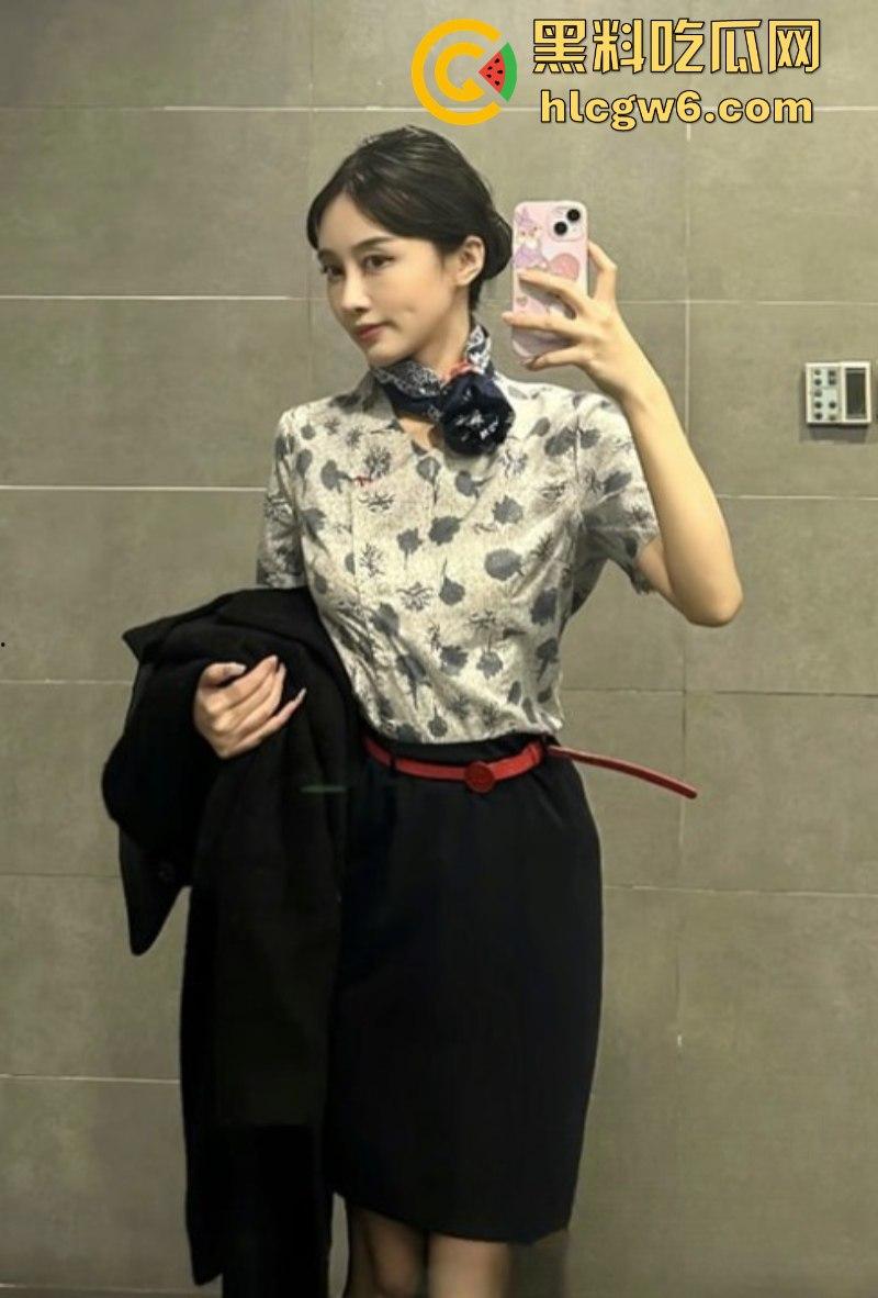 重庆渝北富豪【阿伦】8万包东方航空空姐 高挑美艳空姐酒店翘臀主动抽插 丝袜美腿勾魂摄魄！  第9张