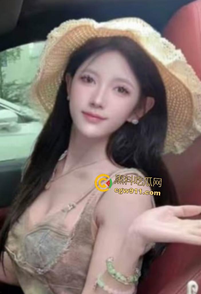 清纯校花【曹金丽】情趣黑丝裹紧雪腿诱惑爆棚，跪舔巨根喉爆极限挑逗，女神秒变床上浪娃！  第2张