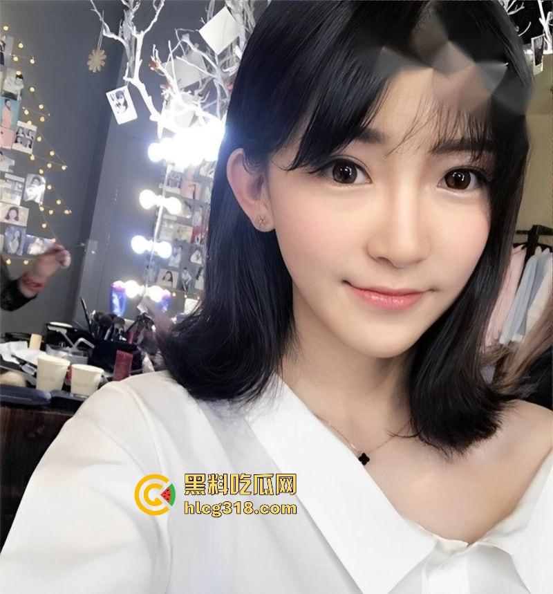 浙江大学高颜值学姐【邓婷婷】为实现财富自由，誓要下海做网黄，与男友苦练床技被曝光私拍！  第1张