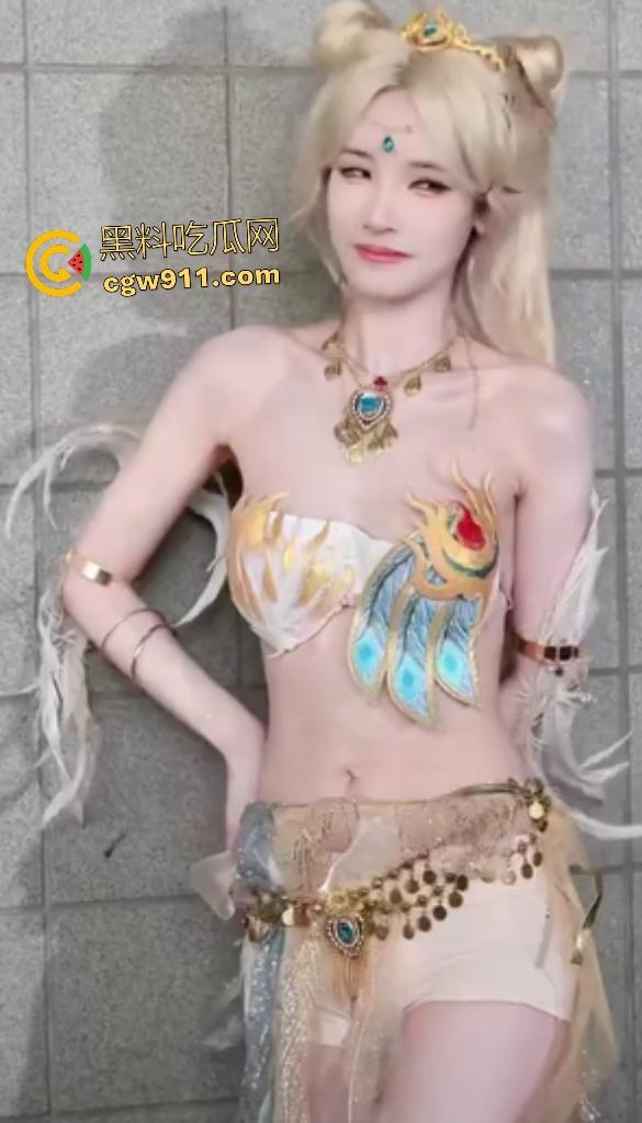 内蒙师大【朱林】漫展coser，加粉丝微信赚零花直操紧逼，骑乘鸡巴技术巅峰，肯定骑过百根鸡巴！  第1张