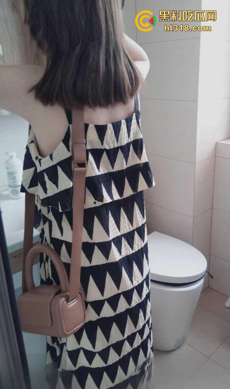 海角乱伦，终于让我逮到机会了，在厕所把准备出门的大嫂狠狠的猛操，憋了几天终于有发泄的地方了！  第2张